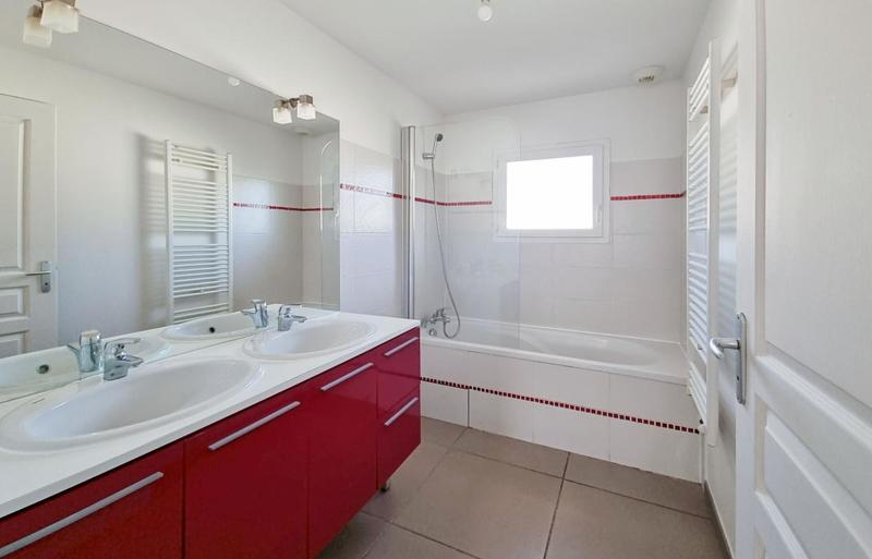 Maison - 126 m² - 6 pièces