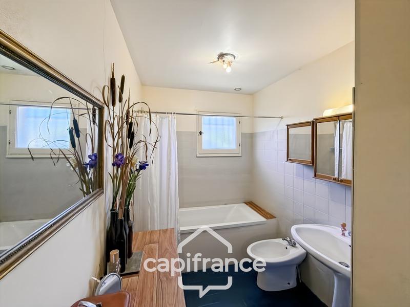 Maison - 98 m² - 4 pièces