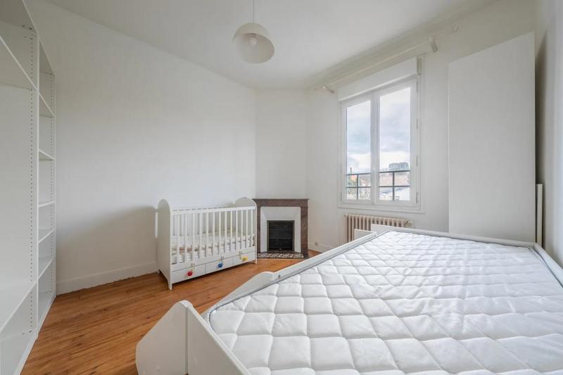 Maison - 160 m² - 8 pièces