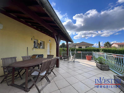 Maison - 168 m² - 6 pièces