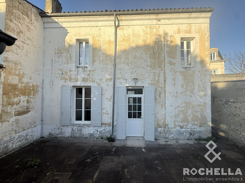 Maison ancienne - 100 m² - 3 pièces