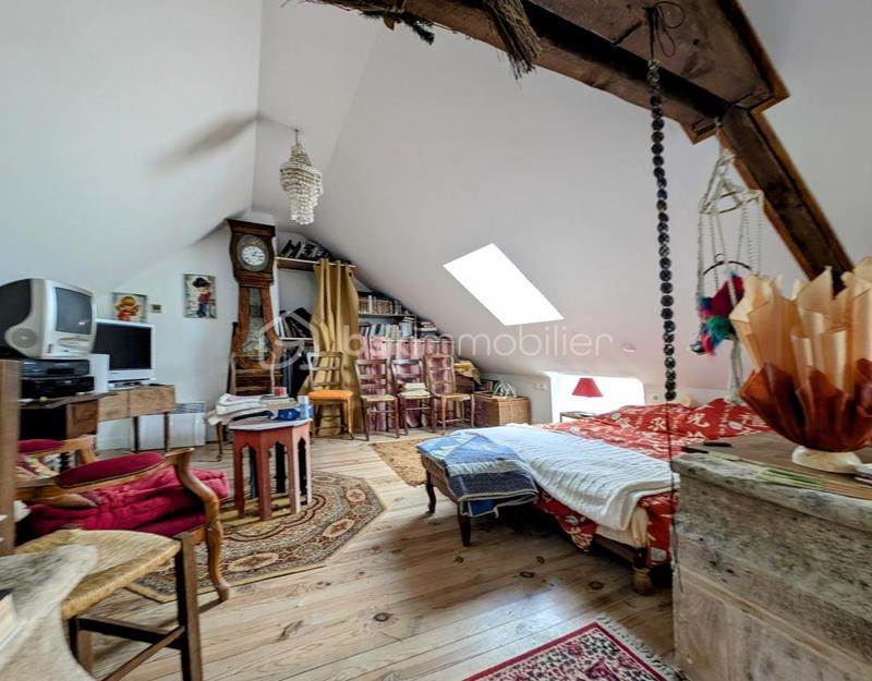 Maison en pierre - 140 m² - 6 pièces