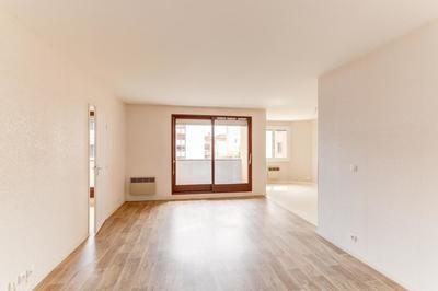 Appartement - 96 m² - 4 pièces
