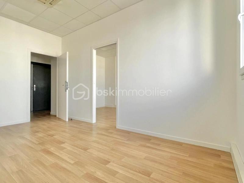 Bureau - 33 m² - 2 pièces