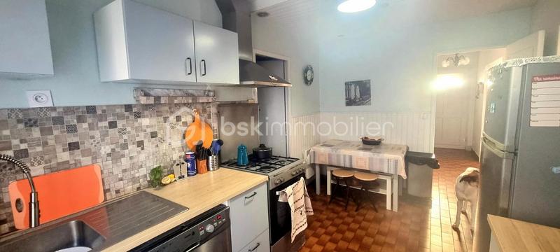 Maison traditionnelle - 118 m² - 6 pièces