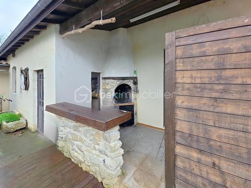 Propriété - 350 m² - 10 pièces