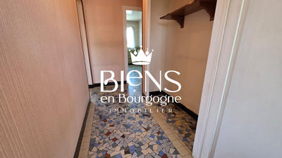 Maison - 85 m² - 5 pièces