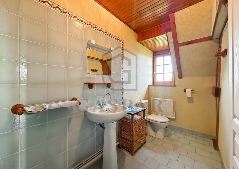 Maison - 453 m² - 17 pièces