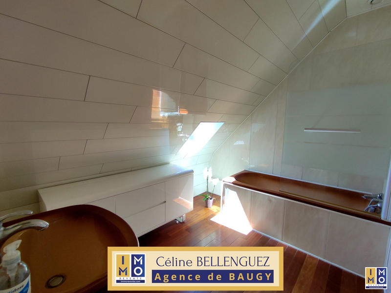 Maison traditionnelle - 108 m² - 5 pièces