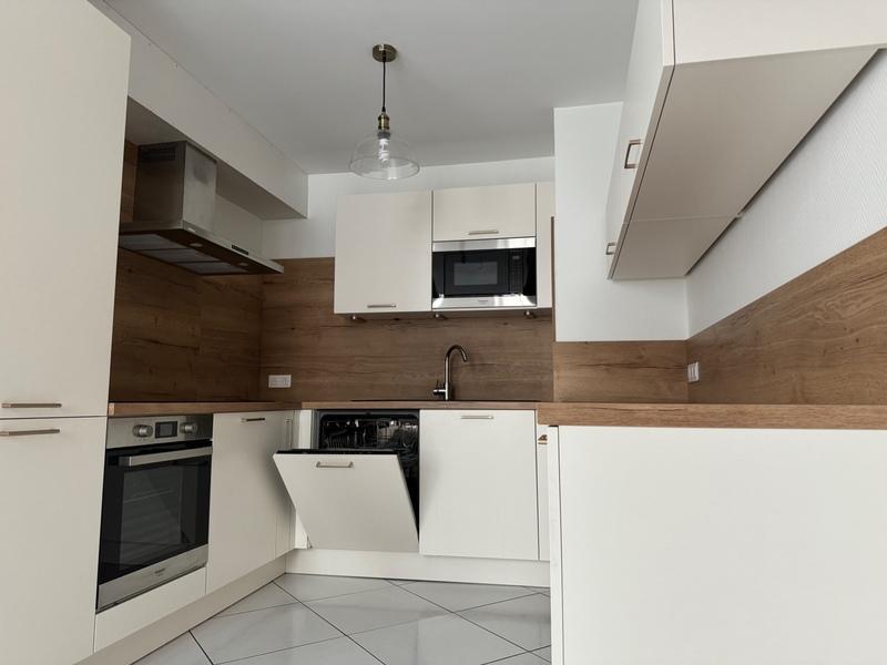 Appartement - 109 m² - 3 pièces