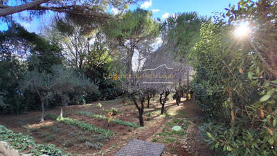 Villa - 90 m² - 4 pièces