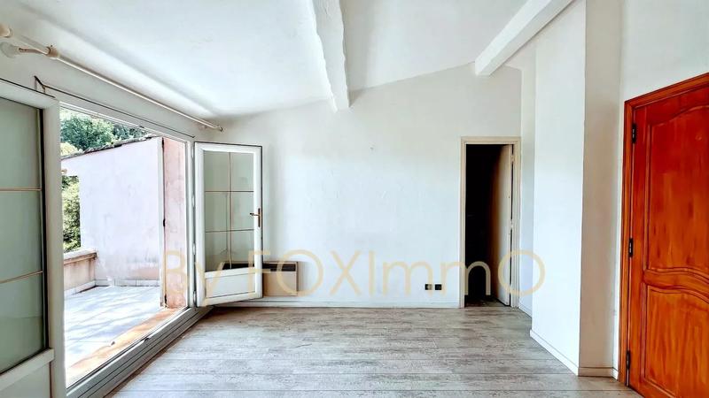 Villa - 201 m² - 6 pièces