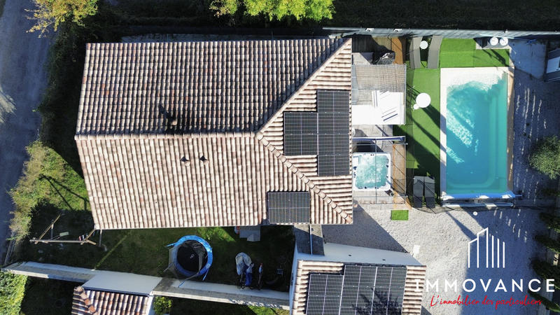 Maison - 120 m² - 6 pièces