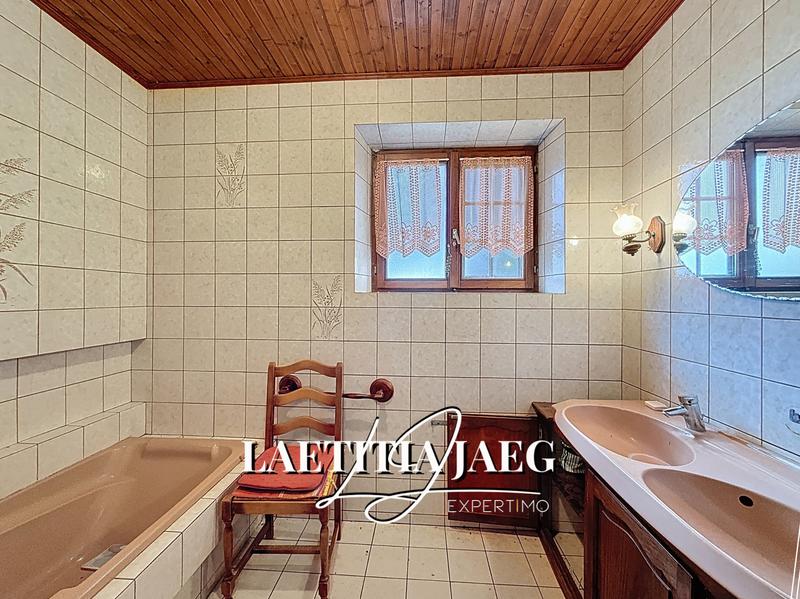 Maison - 168 m² - 7 pièces