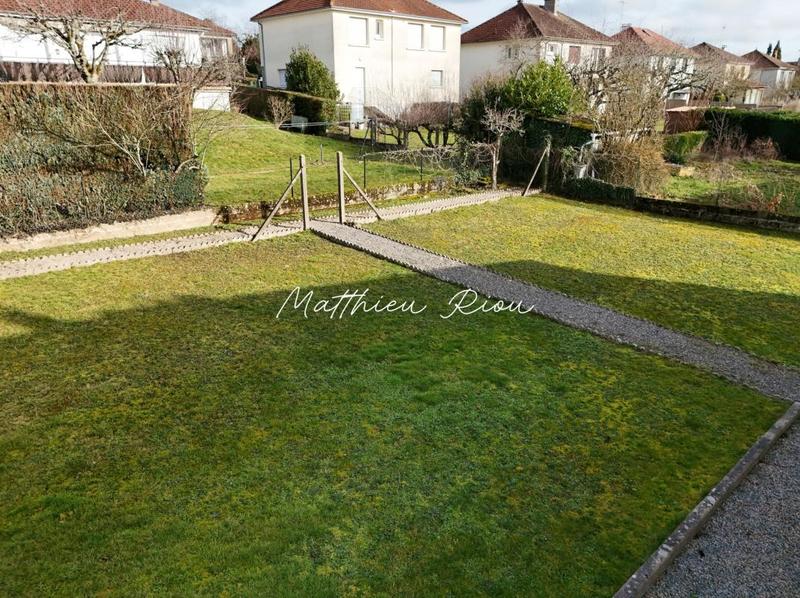 Maison - 93 m² - 4 pièces