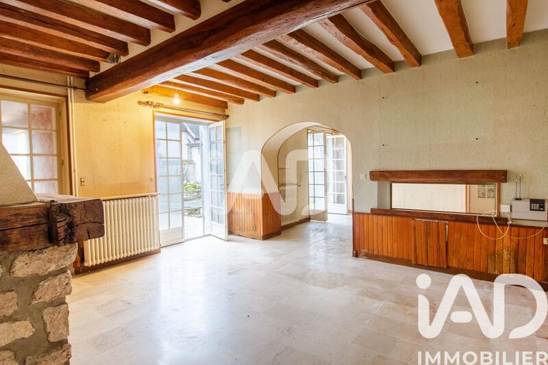 Maison - 203 m² - 8 pièces