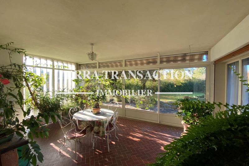 Propriété - 260 m² - 11 pièces