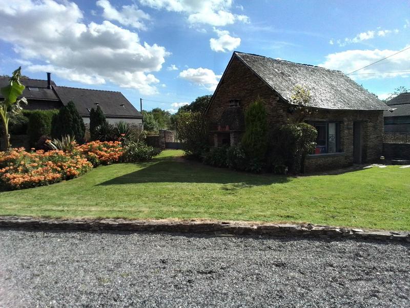 Maison - 210 m² - 8 pièces