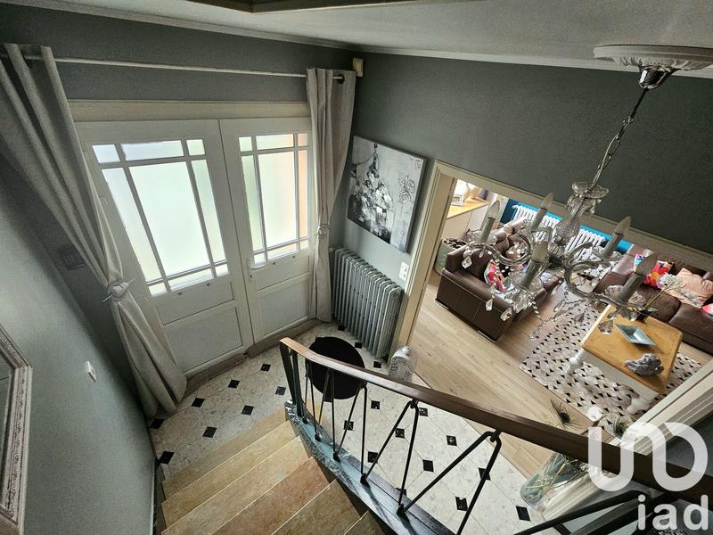 Maison - 180 m² - 7 pièces