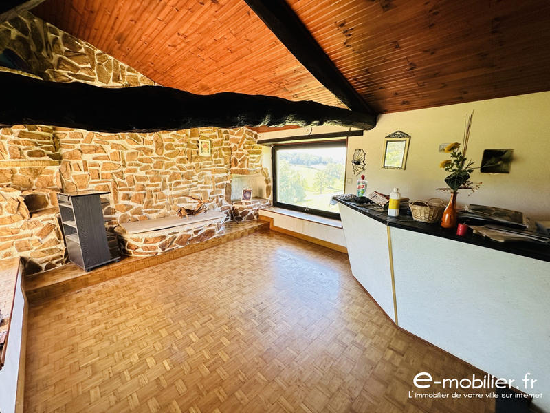 Maison - 130 m² - 5 pièces