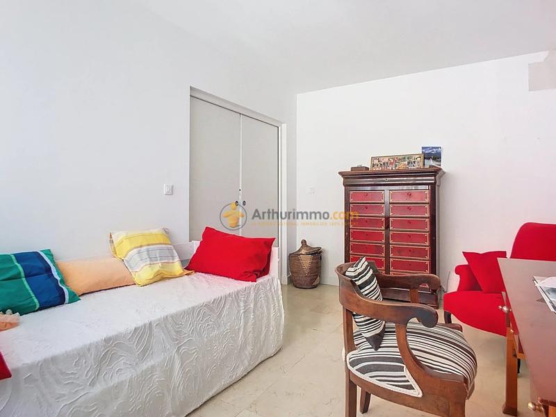 Appartement - 80 m² - 3 pièces