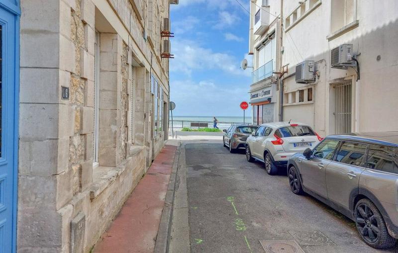 Maison - 104 m² - 4 pièces