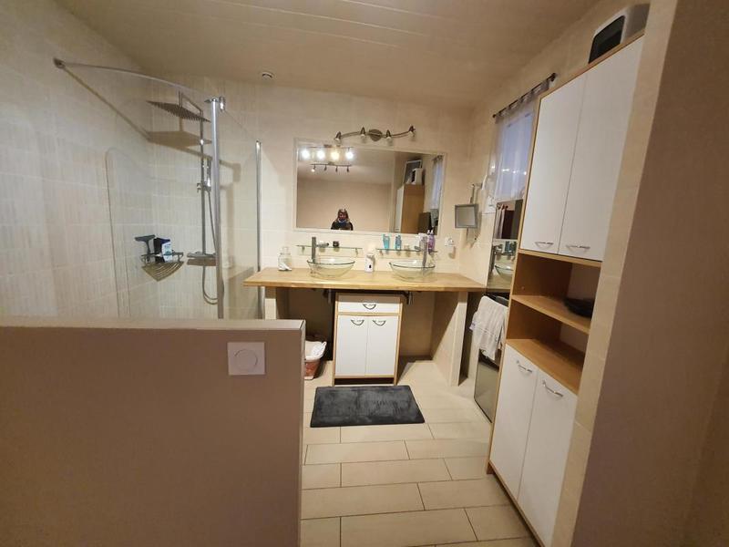 Maison - 240 m² - 7 pièces