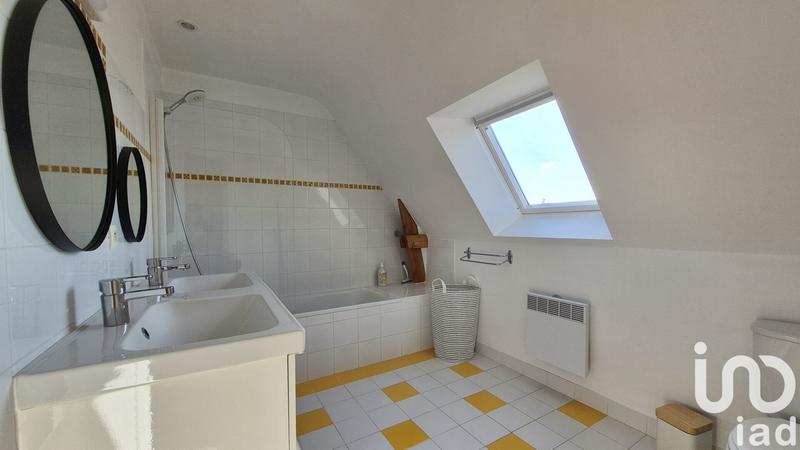 Maison - 239 m² - 7 pièces