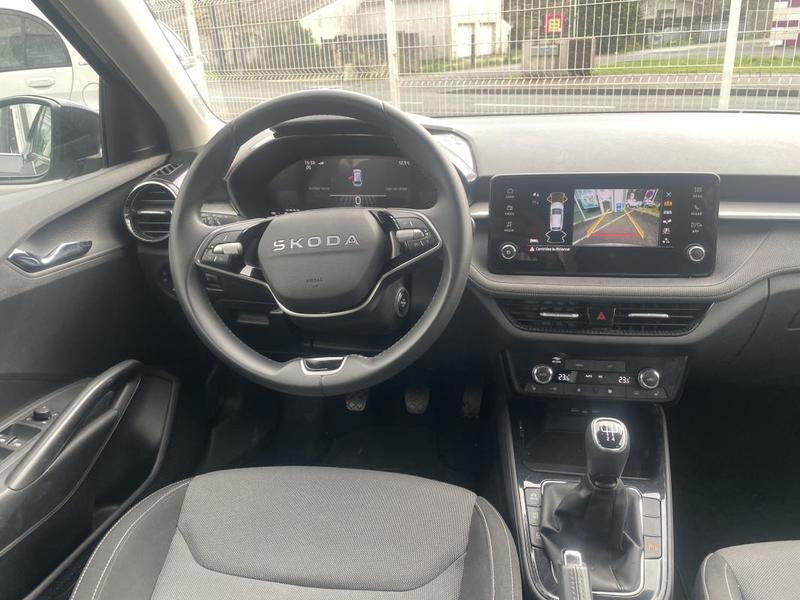 Skoda Fabia Tsi 95 Faible kilomètrage - Garantie Constructeur Disponible de suite Idem Polo, Ibiza Clio 208 Yaris