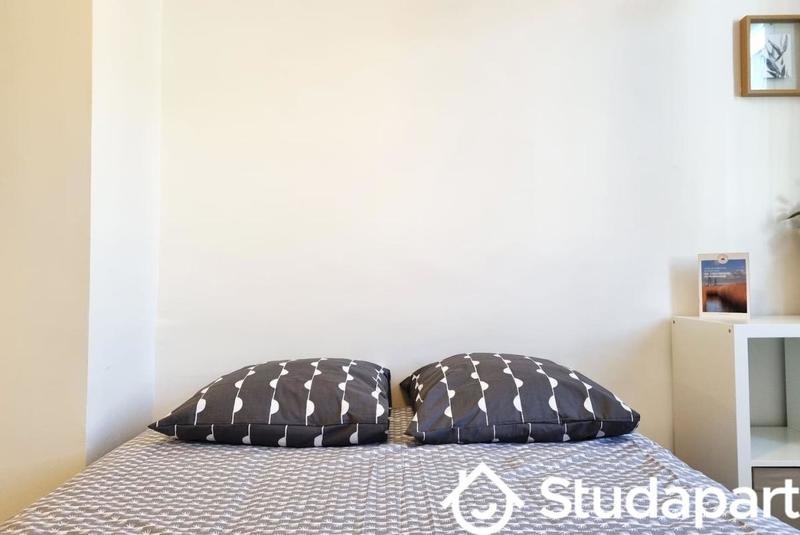 Chambre - 12 m² - 1 pièce