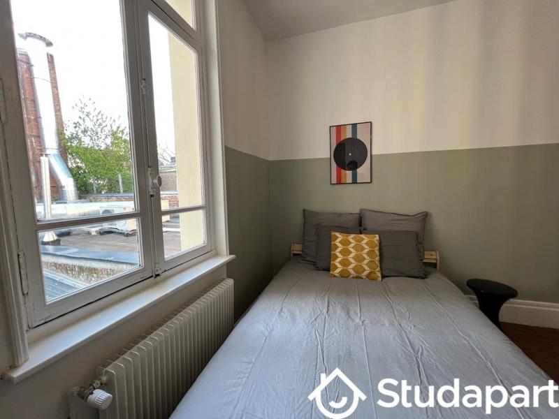 Chambre - 11 m² - 1 pièce