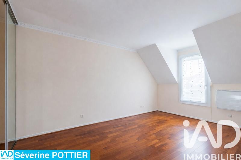 Maison - 166 m² - 7 pièces