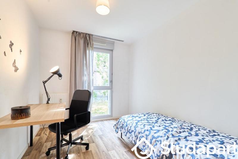 Chambre - 10 m² - 1 pièce
