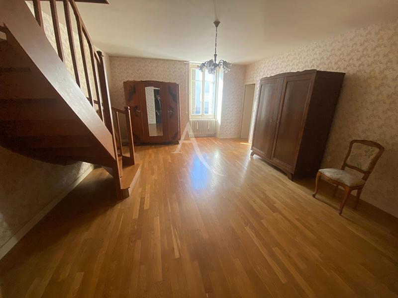 Maison - 155 m² - 6 pièces