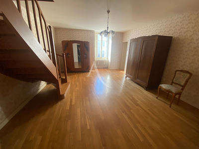 Maison - 155 m² - 6 pièces