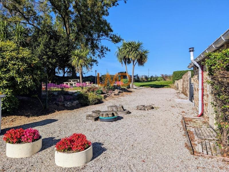 Gîte - 708 m² - 23 pièces