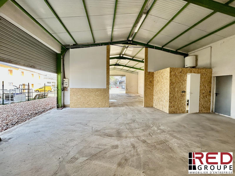 Entrepôt - 150 m²