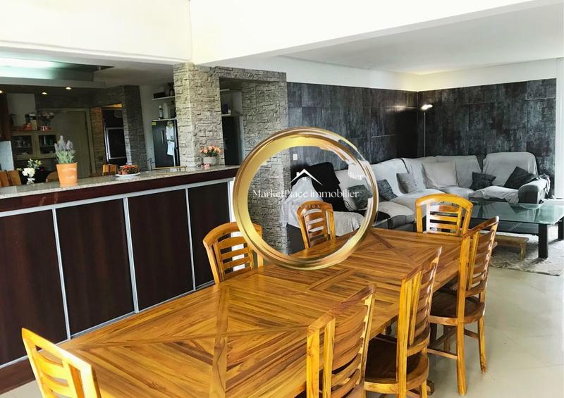 Villa - 140 m² - 6 pièces