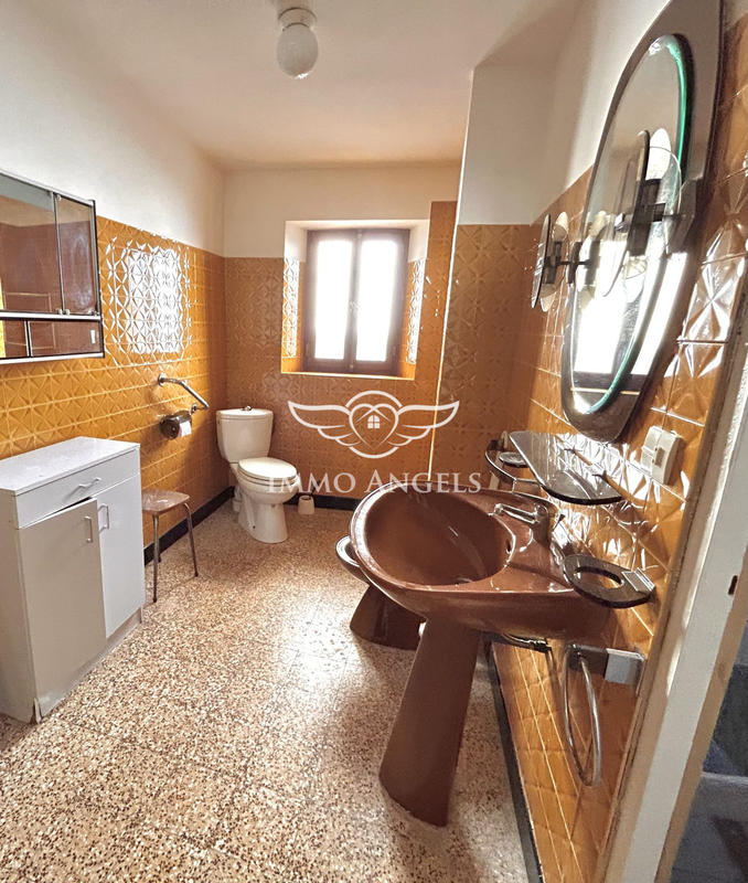 Maison ancienne - 168 m² - 8 pièces