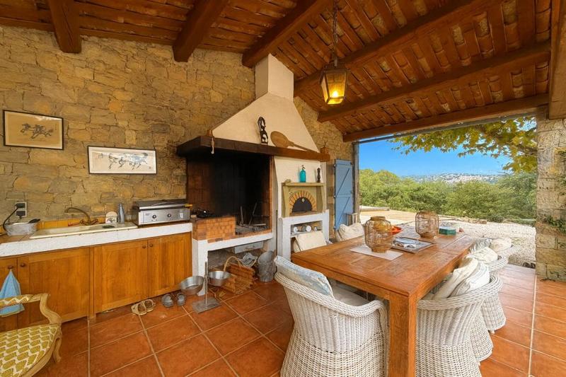 Maison - 150 m² - 4 pièces