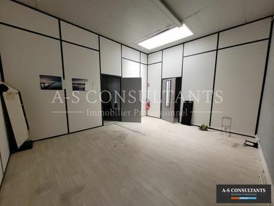 Local commercial - 220 m²