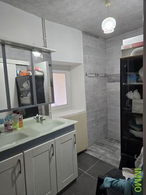 Maison - 202 m² - 8 pièces