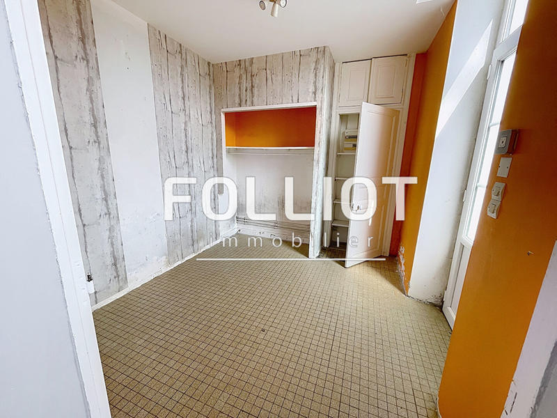 Maison - 225 m² - 8 pièces