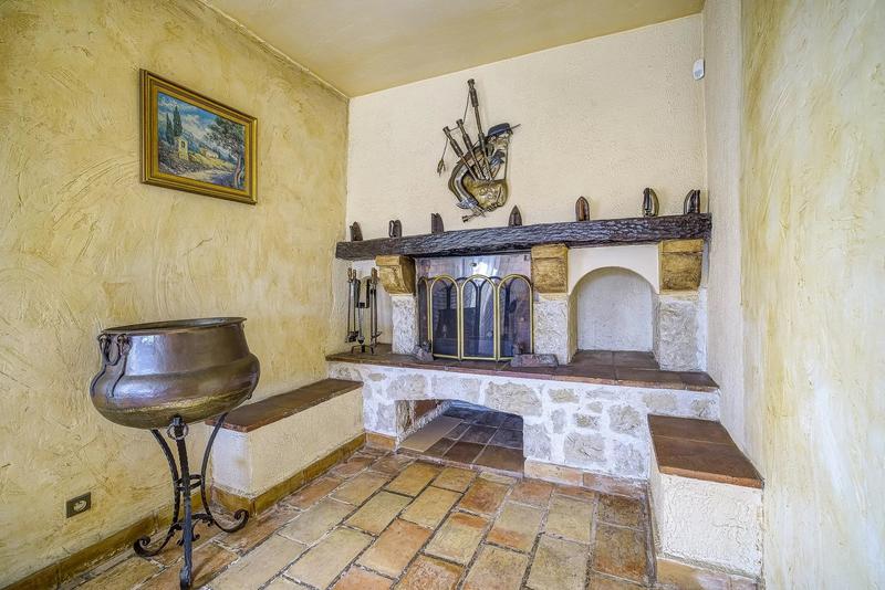 Maison - 141 m² - 3 pièces