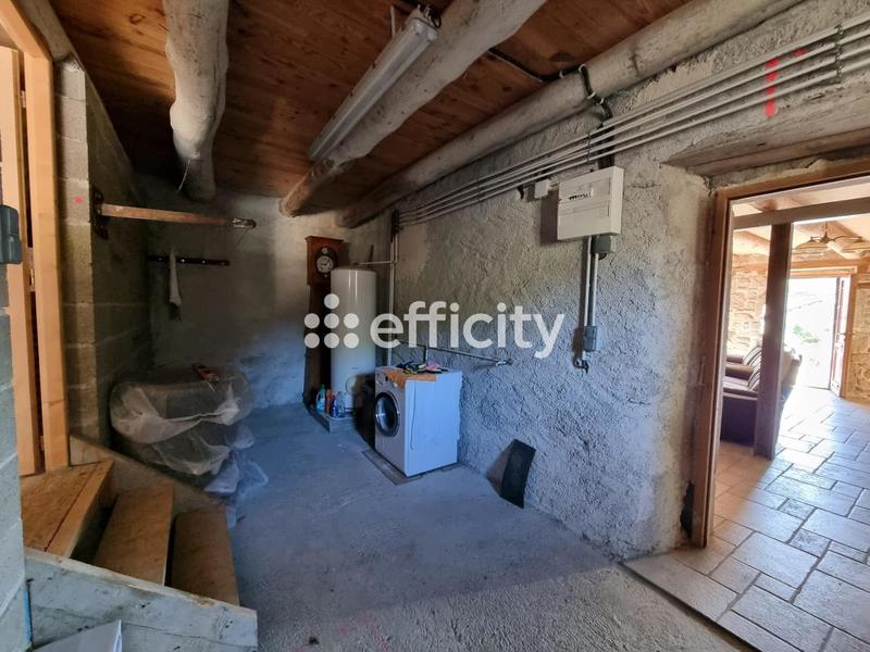 Maison - 94 m² - 5 pièces
