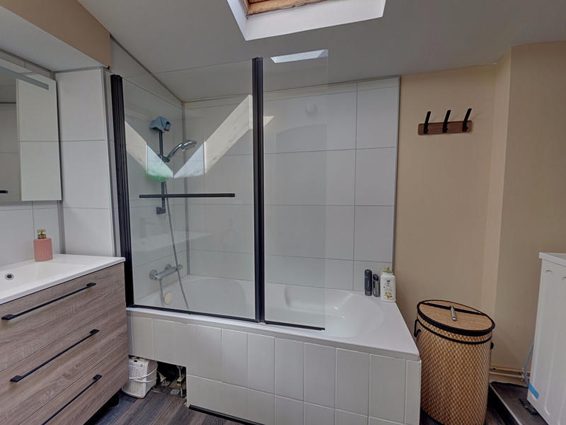 Appartement - 105 m² - 4 pièces