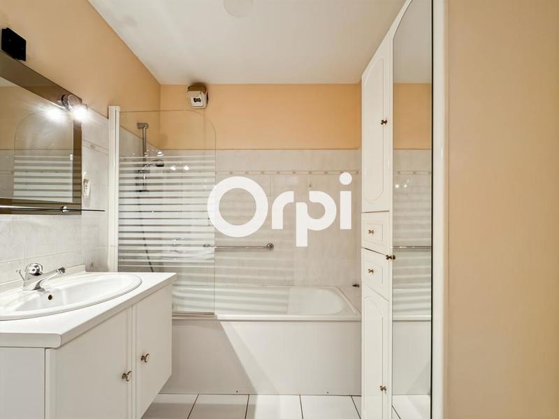 Penthouse - 80 m² - 3 pièces