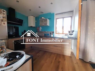 Maison - 92 m² - 5 pièces