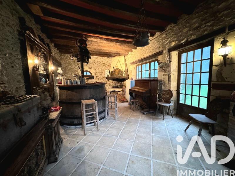 Maison - 262 m² - 7 pièces