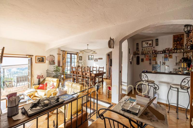 Maison - 134 m² - 5 pièces